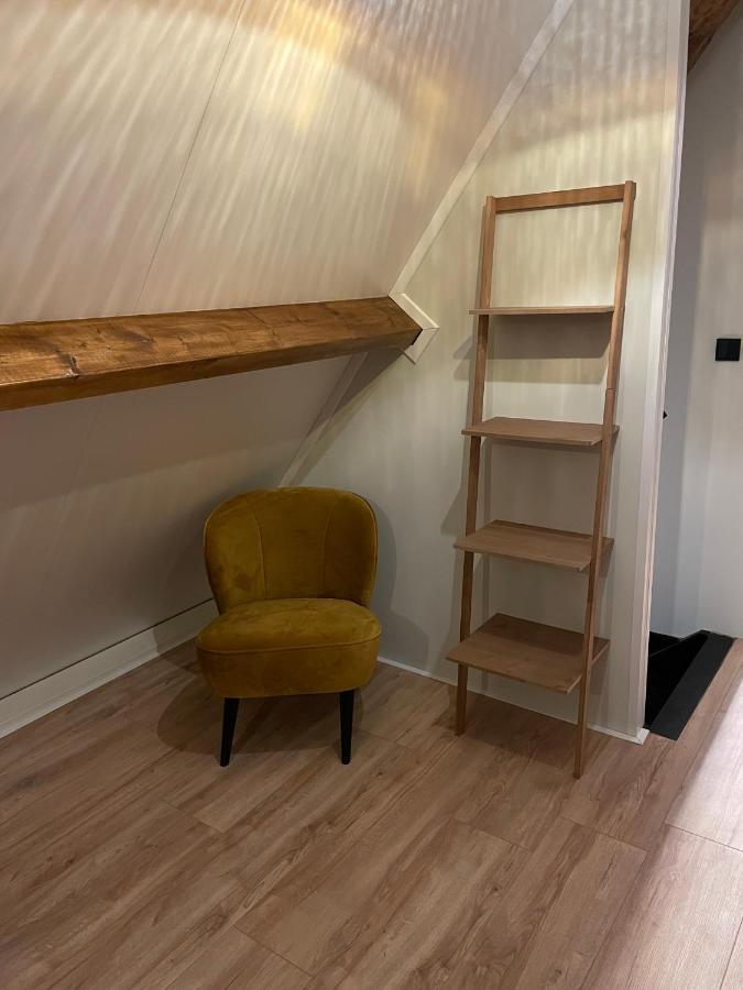De Heerlykheid Wemeldinge, Vlak Bij Strand En Bos, Ruime Vakantiewoning Met Eigen Patio In De Karakteristieke Dorpsstraat Exterior photo